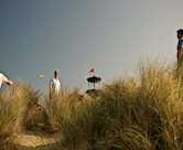 Hot Zone verzorgd op het strand van Wijk aan Zee; bedrijfsuitjes, evenementen, activiteiten, feesten,  vrijgezellenfeesten van frisbeegolf tot blokarten.